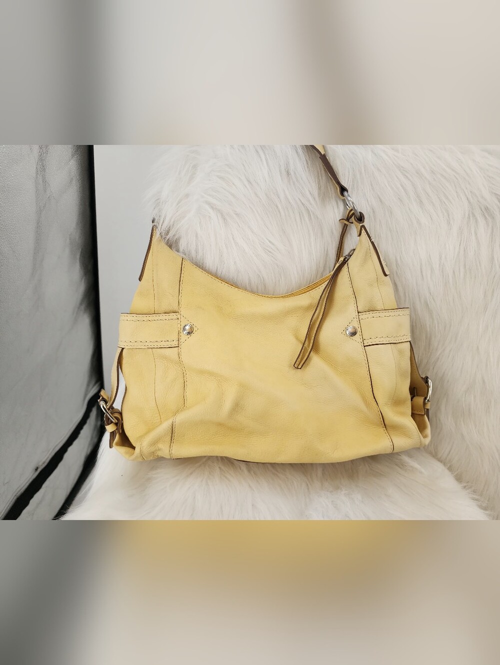 Fossil Yellow Leather Women’s Shoulder Bag - Picture 2 of 9